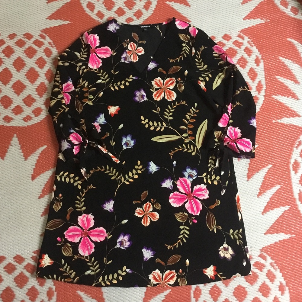 Express Shift Dress